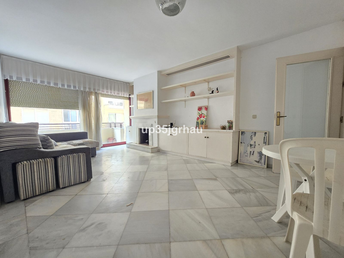 2 Bed Apartment for sale in Estepona Costa Del Sol, Málaga, Spain