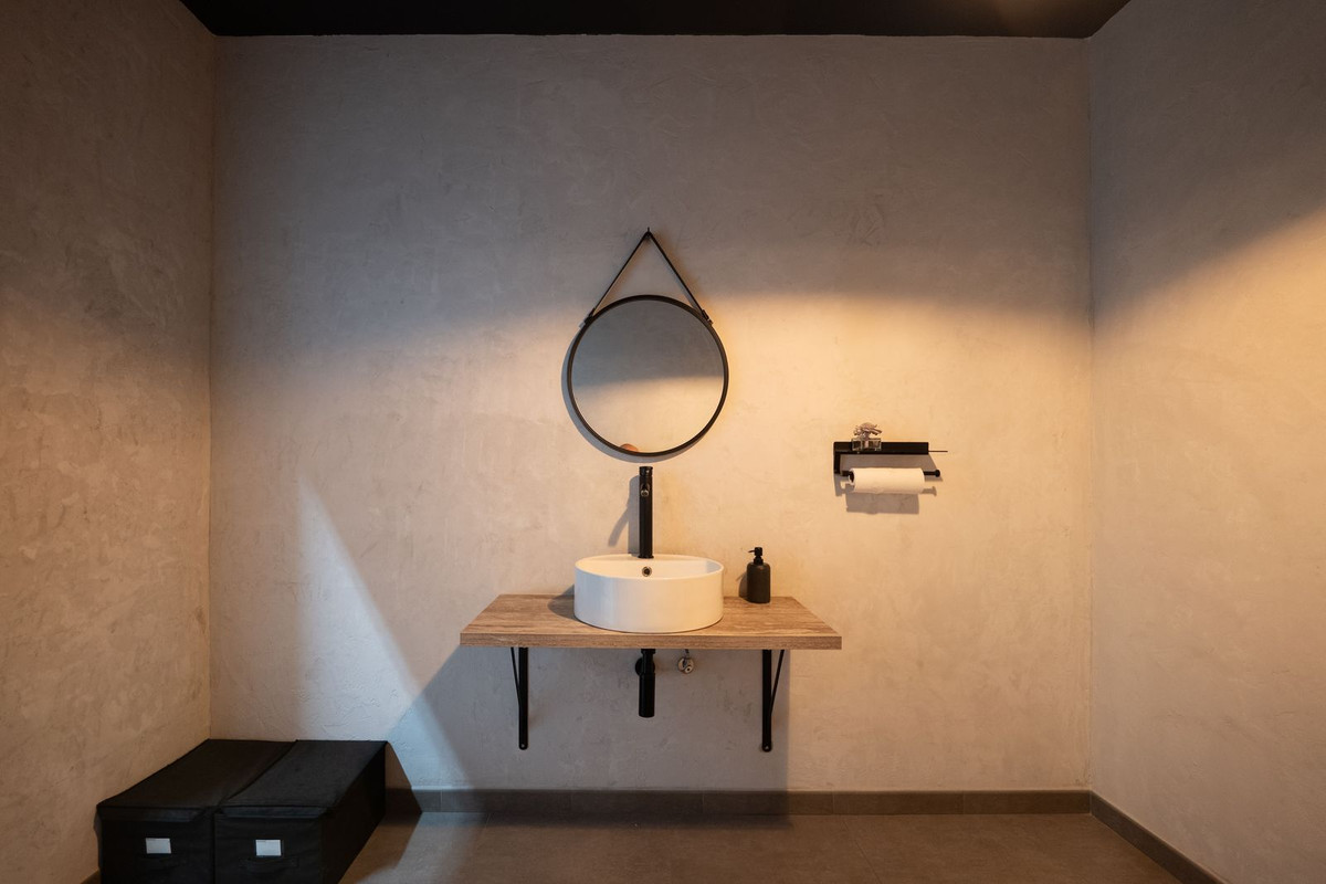 Commercial unit for sale in Marbella Costa Del Sol, Málaga, Spain