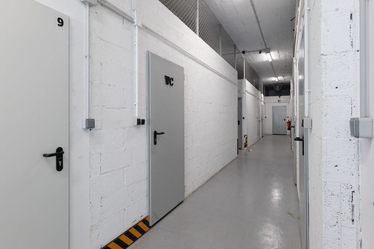 Commercial unit for sale in Marbella Costa Del Sol, Málaga, Spain