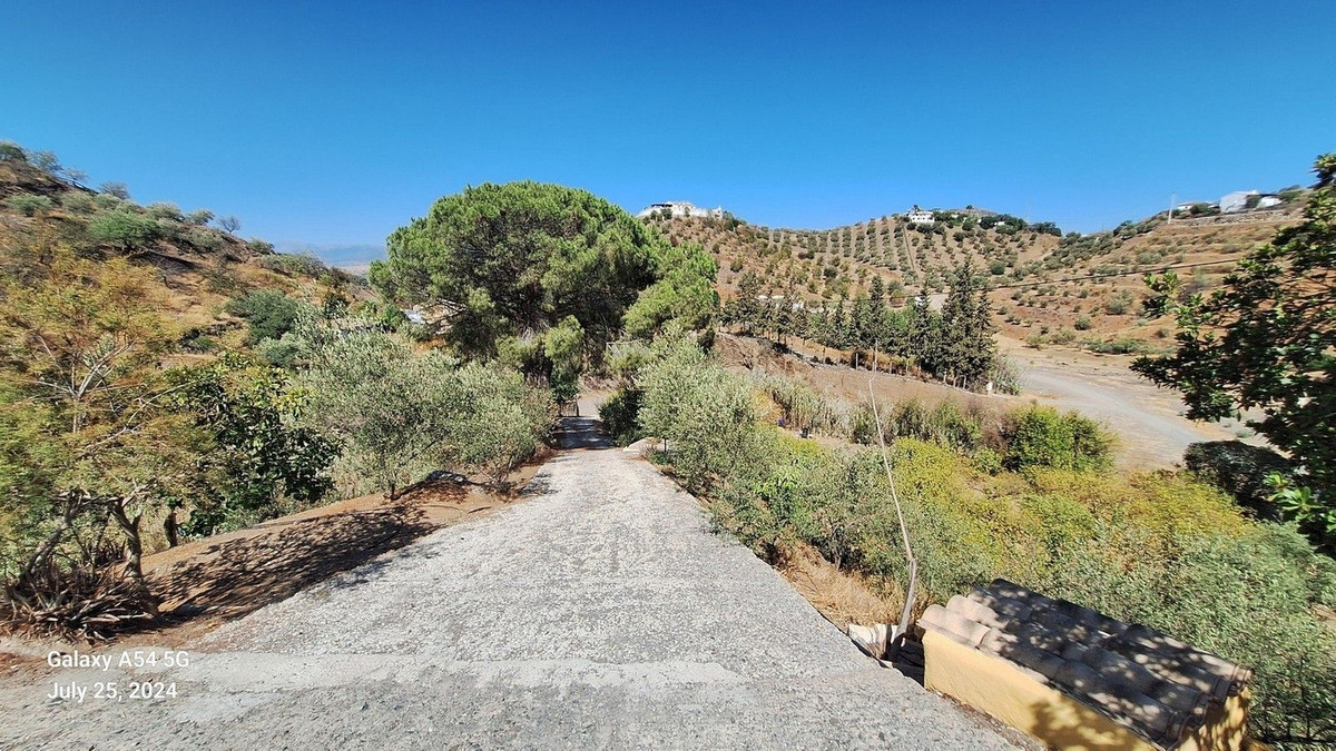 4 Bed Townhouse for sale in Alora Costa Del Sol, Málaga, Spain