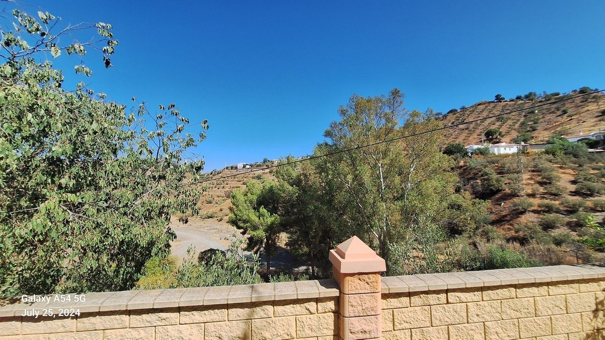 4 Bed Townhouse for sale in Alora Costa Del Sol, Málaga, Spain