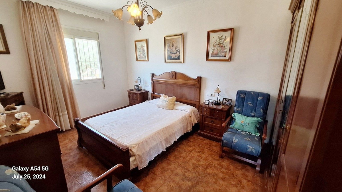 4 Bed Townhouse for sale in Alora Costa Del Sol, Málaga, Spain