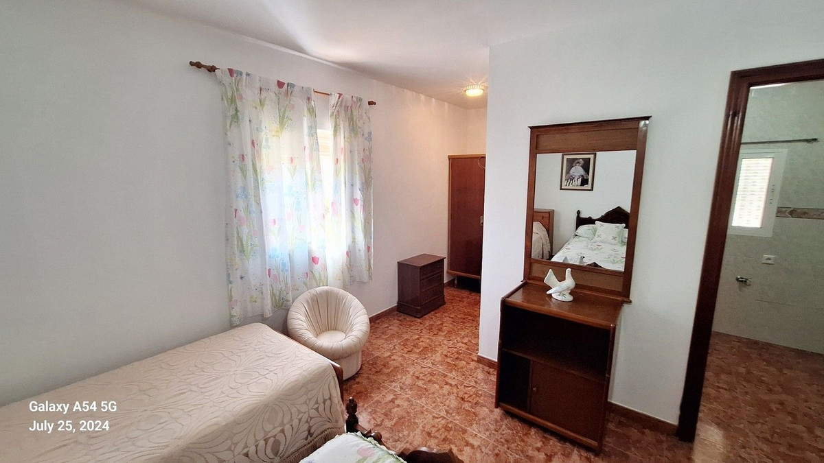 4 Bed Townhouse for sale in Alora Costa Del Sol, Málaga, Spain