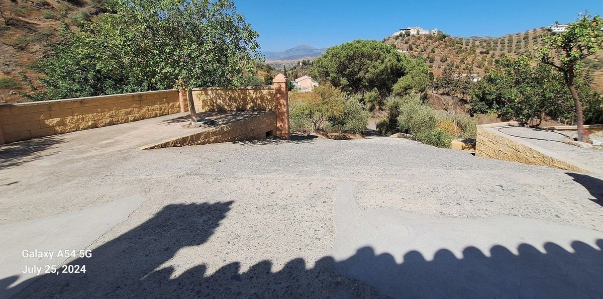4 Bed Townhouse for sale in Alora Costa Del Sol, Málaga, Spain