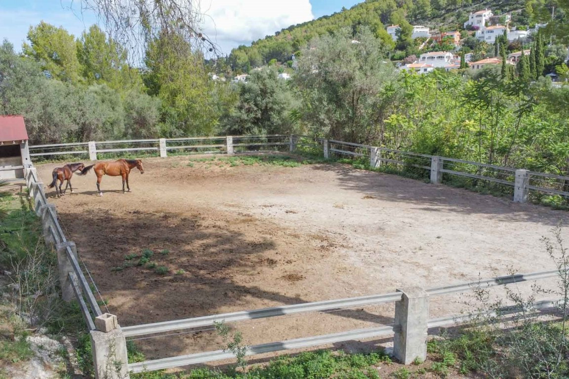 4 Bed Commercial unit for sale in Orba Costa Blanca, Alicante, Spain