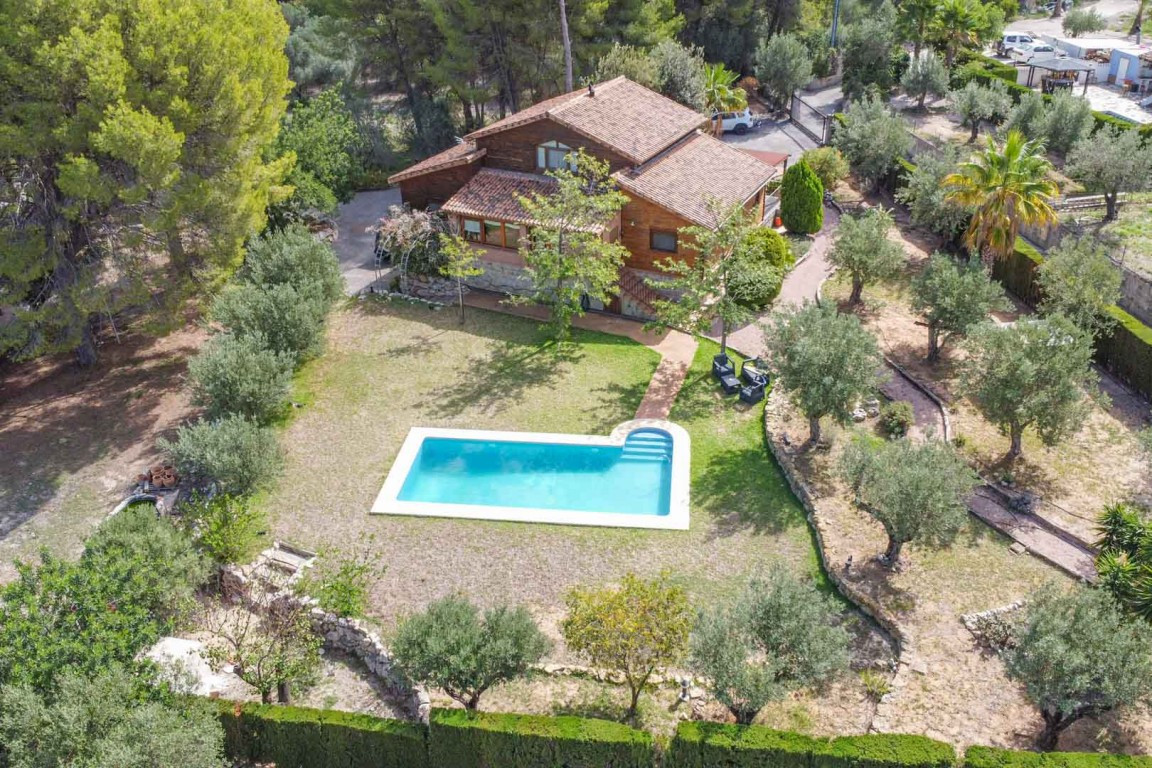 4 Bed Commercial unit for sale in Orba Costa Blanca, Alicante, Spain