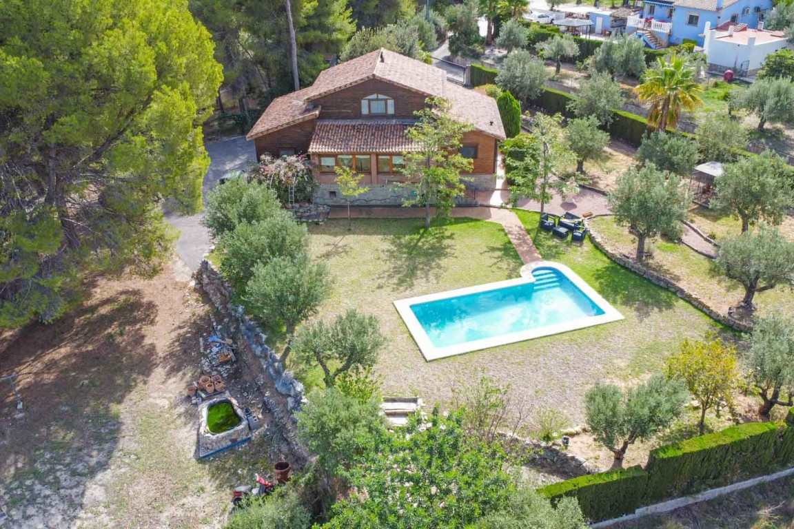 4 Bed Commercial unit for sale in Orba Costa Blanca, Alicante, Spain
