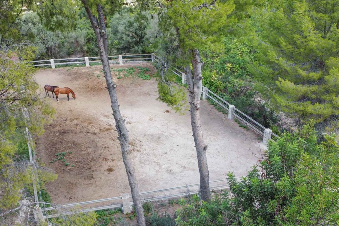 4 Bed Commercial unit for sale in Orba Costa Blanca, Alicante, Spain