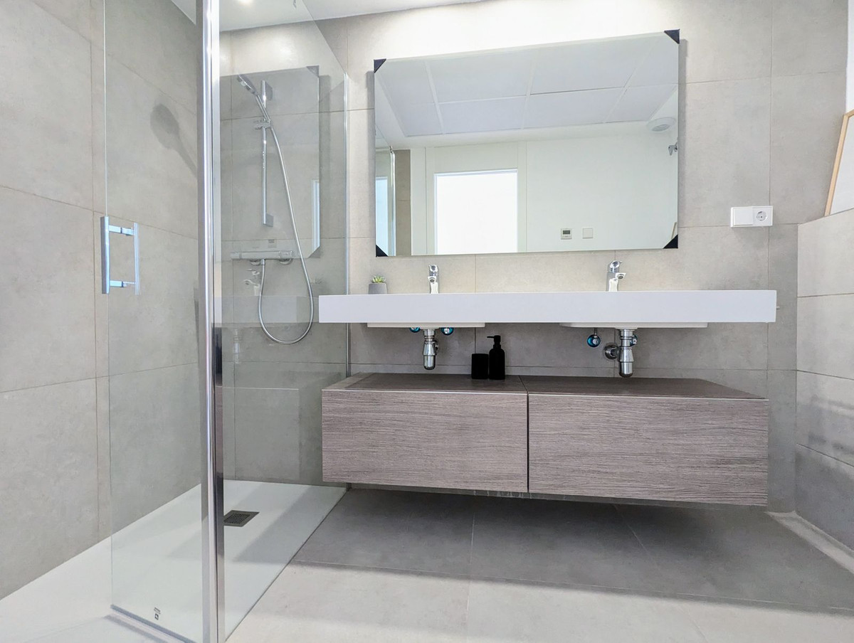 3 Bed Apartment for sale in Villajoyosa Costa Blanca, Alicante, Spain