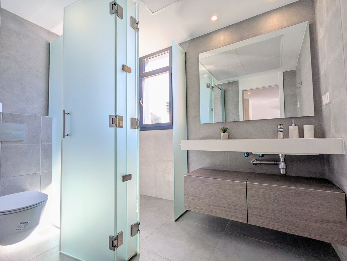 3 Bed Apartment for sale in Villajoyosa Costa Blanca, Alicante, Spain