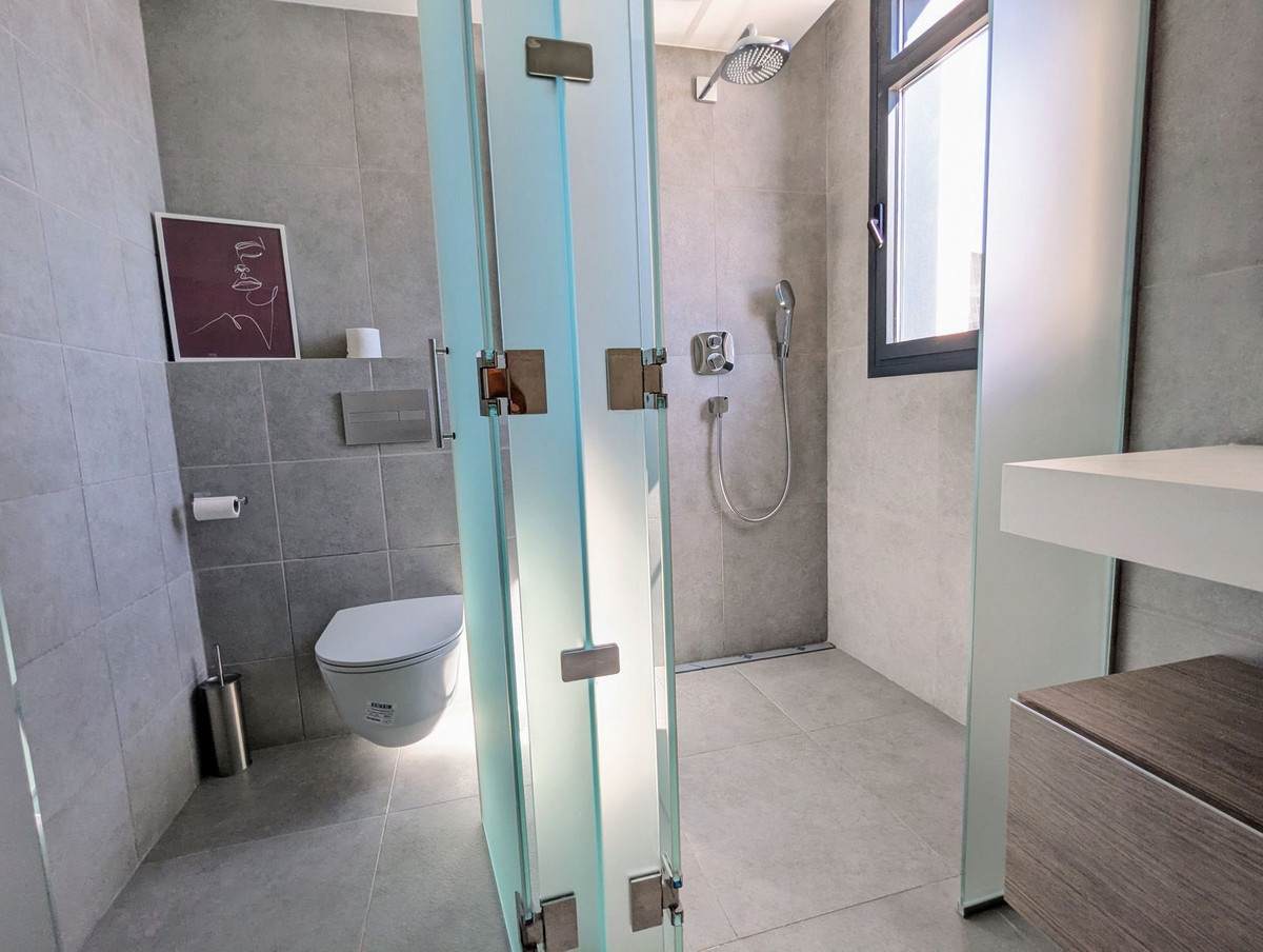 3 Bed Apartment for sale in Villajoyosa Costa Blanca, Alicante, Spain
