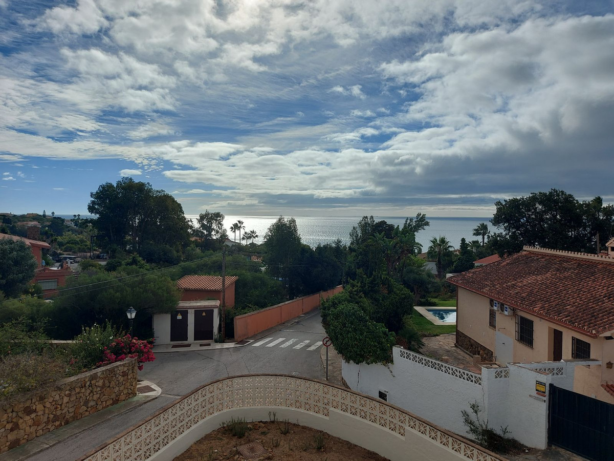 4 Bed Townhouse for sale in Manilva Costa Del Sol, Málaga, Spain