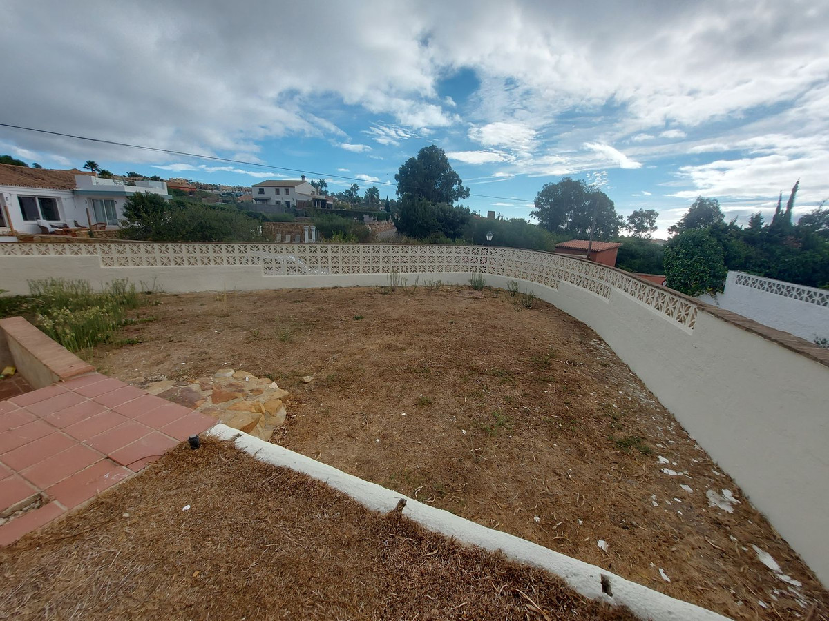4 Bed Townhouse for sale in Manilva Costa Del Sol, Málaga, Spain