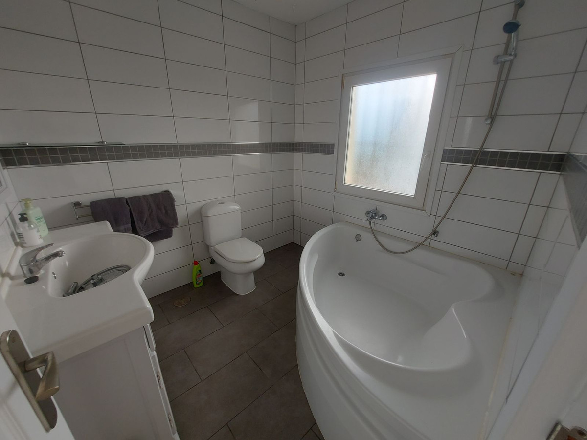 4 Bed Townhouse for sale in Manilva Costa Del Sol, Málaga, Spain