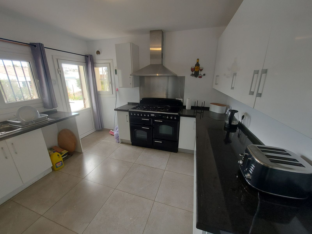 4 Bed Townhouse for sale in Manilva Costa Del Sol, Málaga, Spain