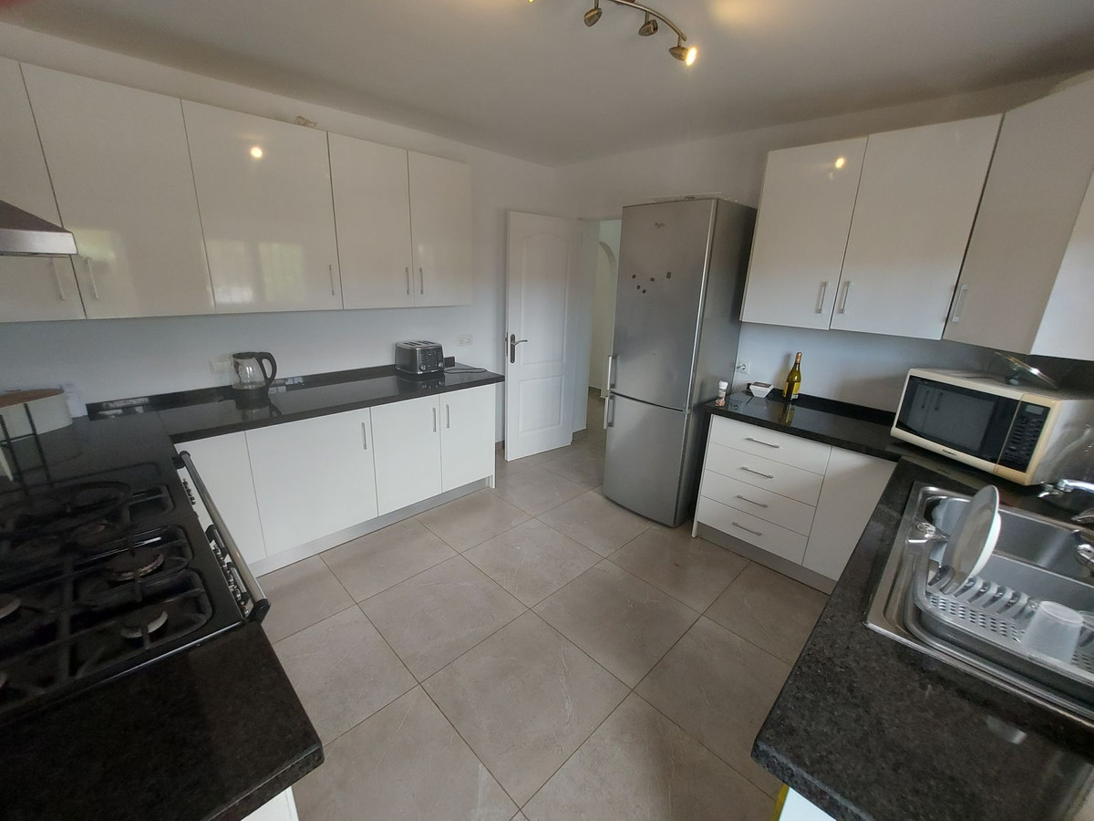4 Bed Townhouse for sale in Manilva Costa Del Sol, Málaga, Spain