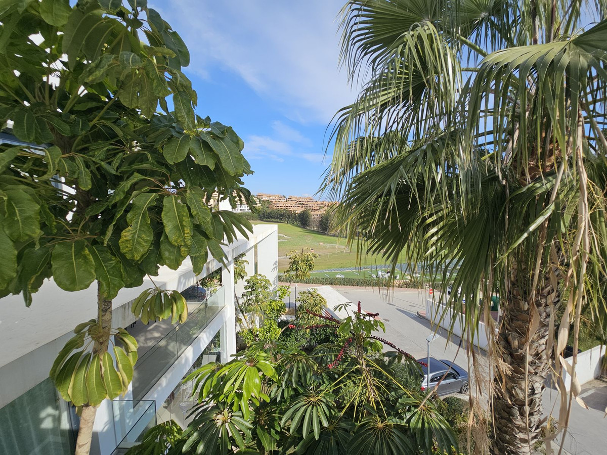 2 Bed Apartment for sale in Atalaya Costa Del Sol, Málaga, Spain