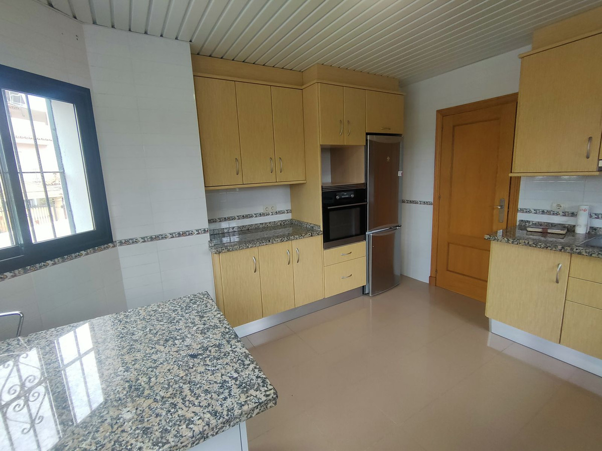 Se vende Pareada de 4 dormitorios en Costa Del Sol, Málaga, España