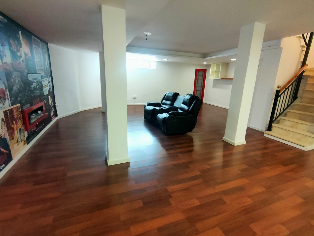 Se vende Pareada de 4 dormitorios en Costa Del Sol, Málaga, España