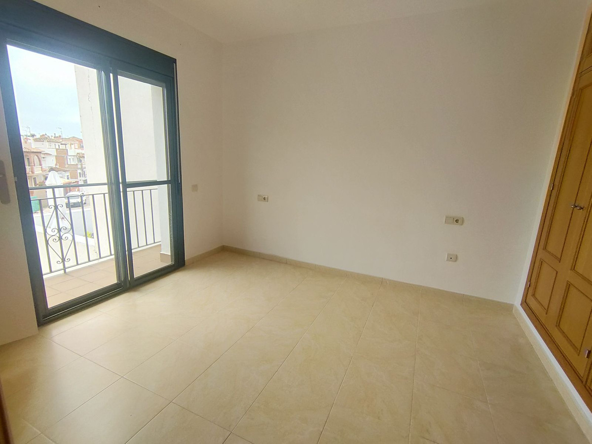 Se vende Pareada de 4 dormitorios en Costa Del Sol, Málaga, España
