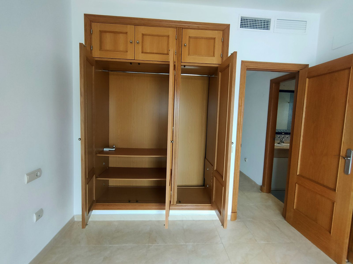 Se vende Pareada de 4 dormitorios en Costa Del Sol, Málaga, España