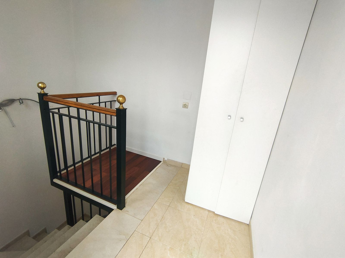 Se vende Pareada de 4 dormitorios en Costa Del Sol, Málaga, España