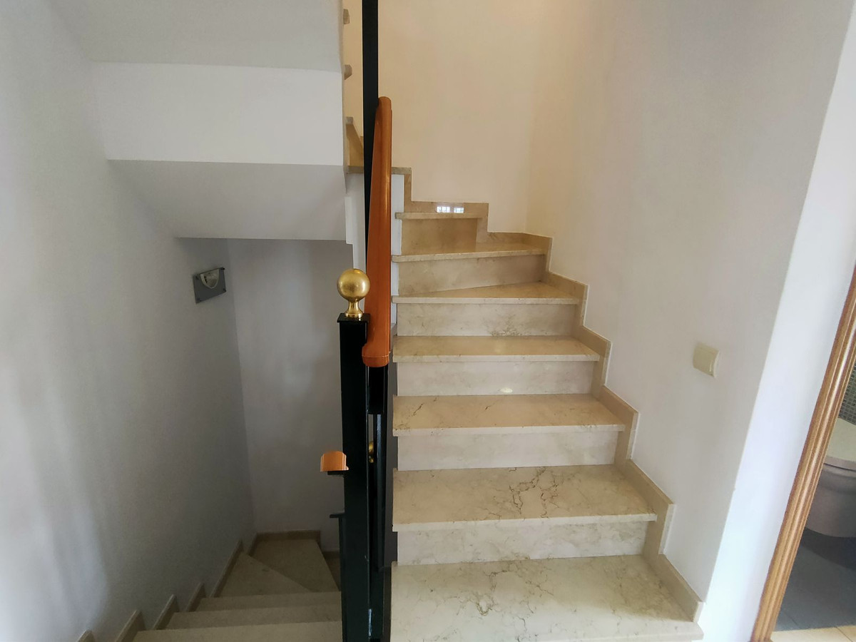 Se vende Pareada de 4 dormitorios en Costa Del Sol, Málaga, España