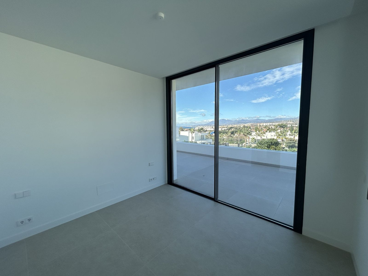 4 Bed Townhouse for sale in Río Real Costa Del Sol, Málaga, Spain