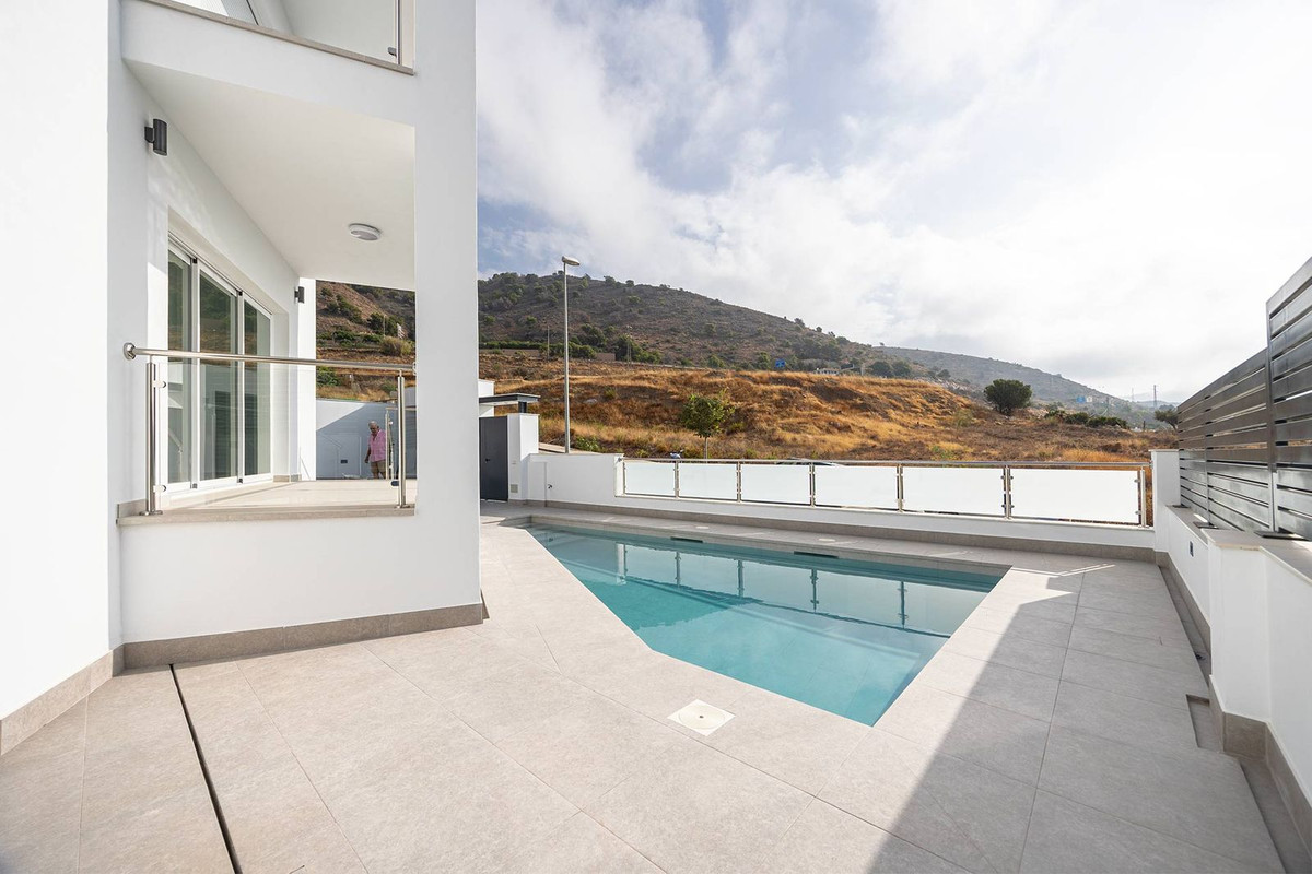 4 Bed Townhouse for sale in Nerja Costa Del Sol East, Málaga, Spain