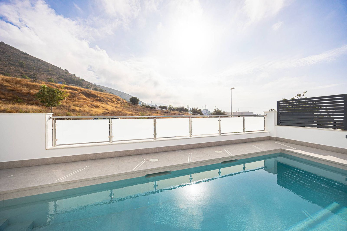 4 Bed Townhouse for sale in Nerja Costa Del Sol East, Málaga, Spain