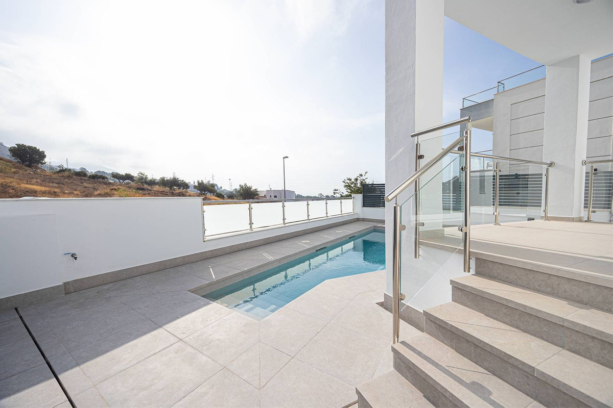4 Bed Townhouse for sale in Nerja Costa Del Sol East, Málaga, Spain