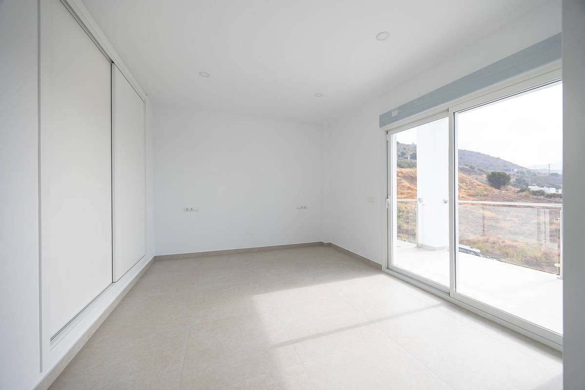 4 Bed Townhouse for sale in Nerja Costa Del Sol East, Málaga, Spain