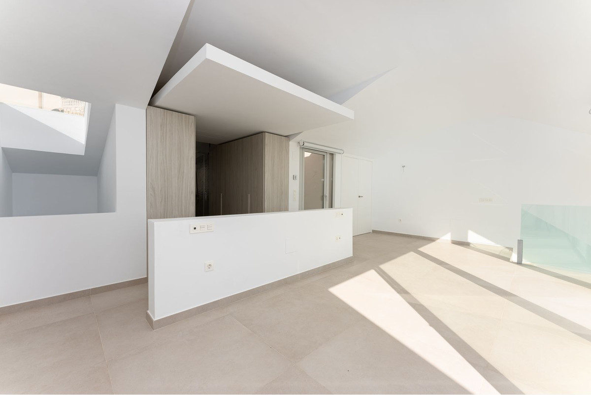 3 Bed Apartment for sale in Benalmadena Pueblo Costa Del Sol, Málaga, Spain