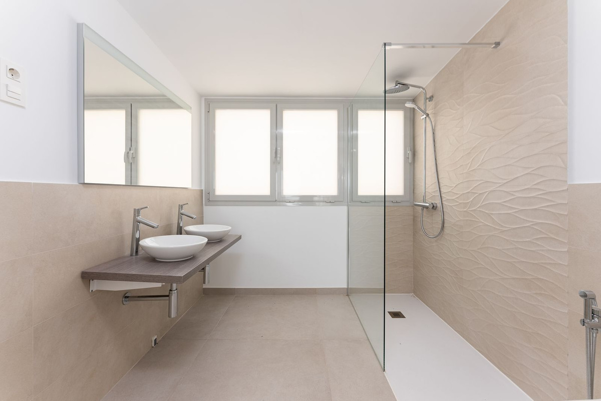 3 Bed Apartment for sale in Benalmadena Pueblo Costa Del Sol, Málaga, Spain