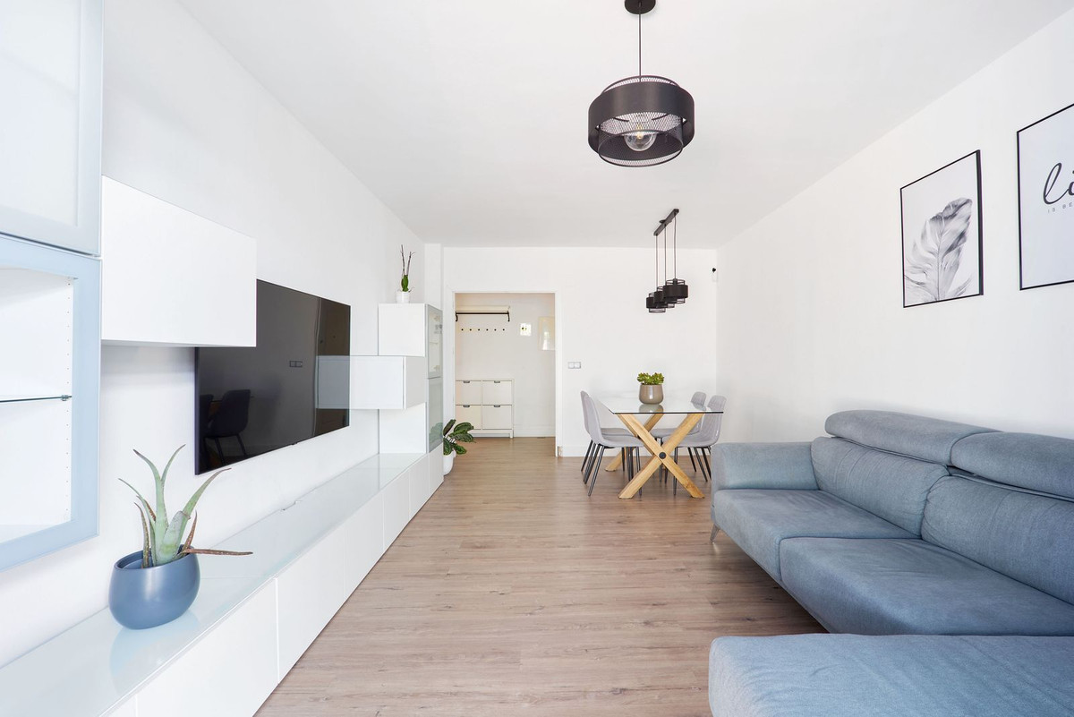 3 Bed Apartment for sale in San Luis De Sabinillas Costa Del Sol, Málaga, Spain