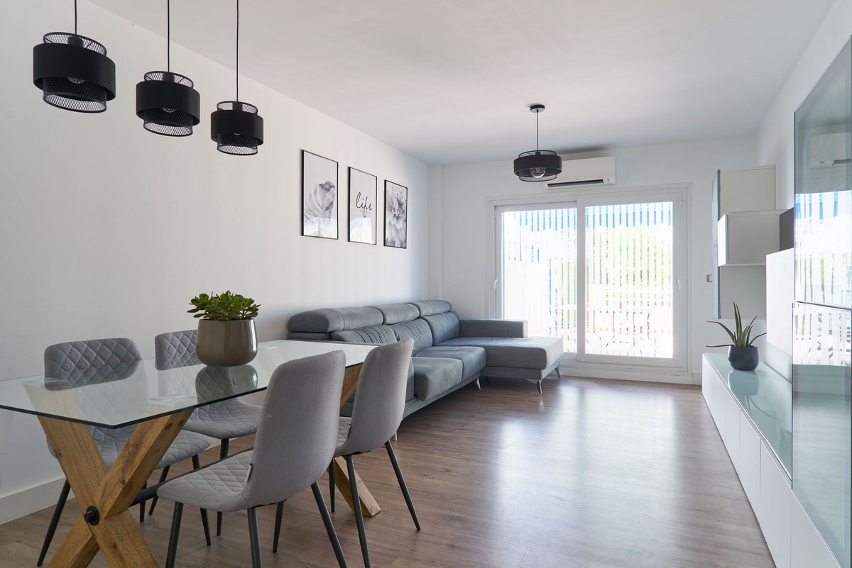 3 Bed Apartment for sale in San Luis De Sabinillas Costa Del Sol, Málaga, Spain