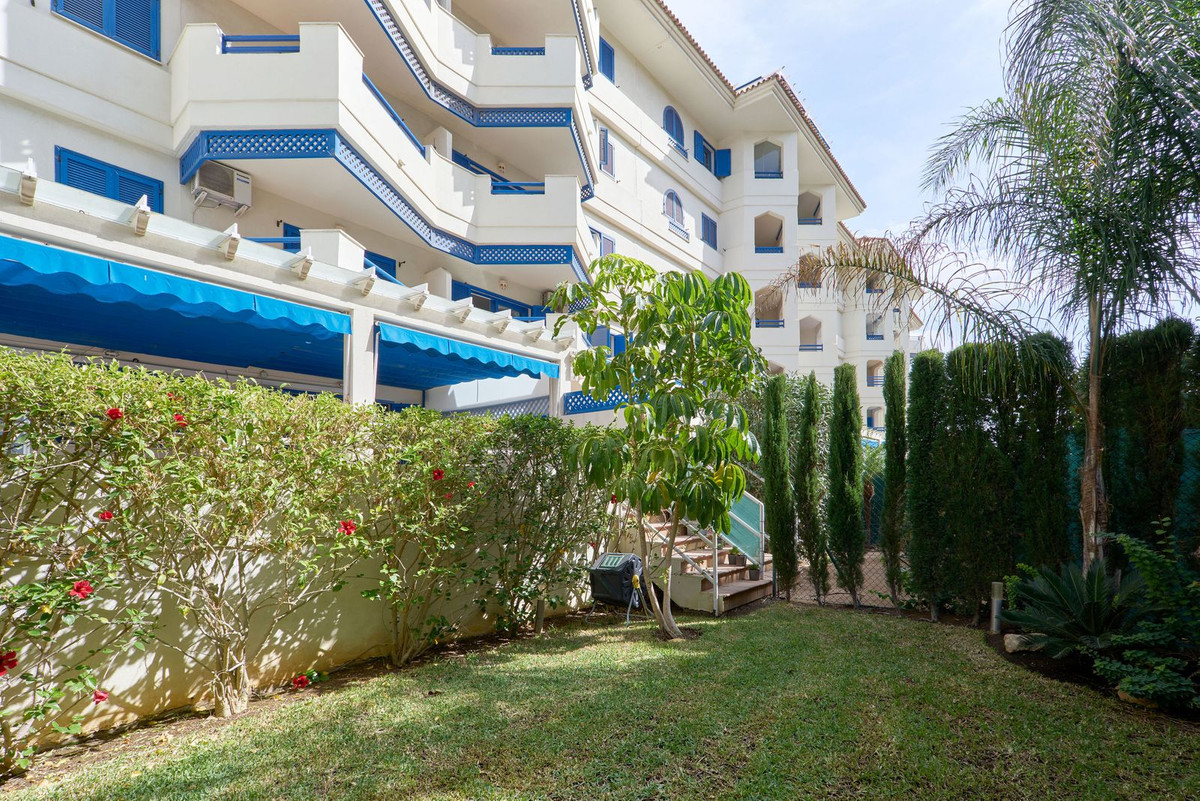 3 Bed Apartment for sale in San Luis De Sabinillas Costa Del Sol, Málaga, Spain