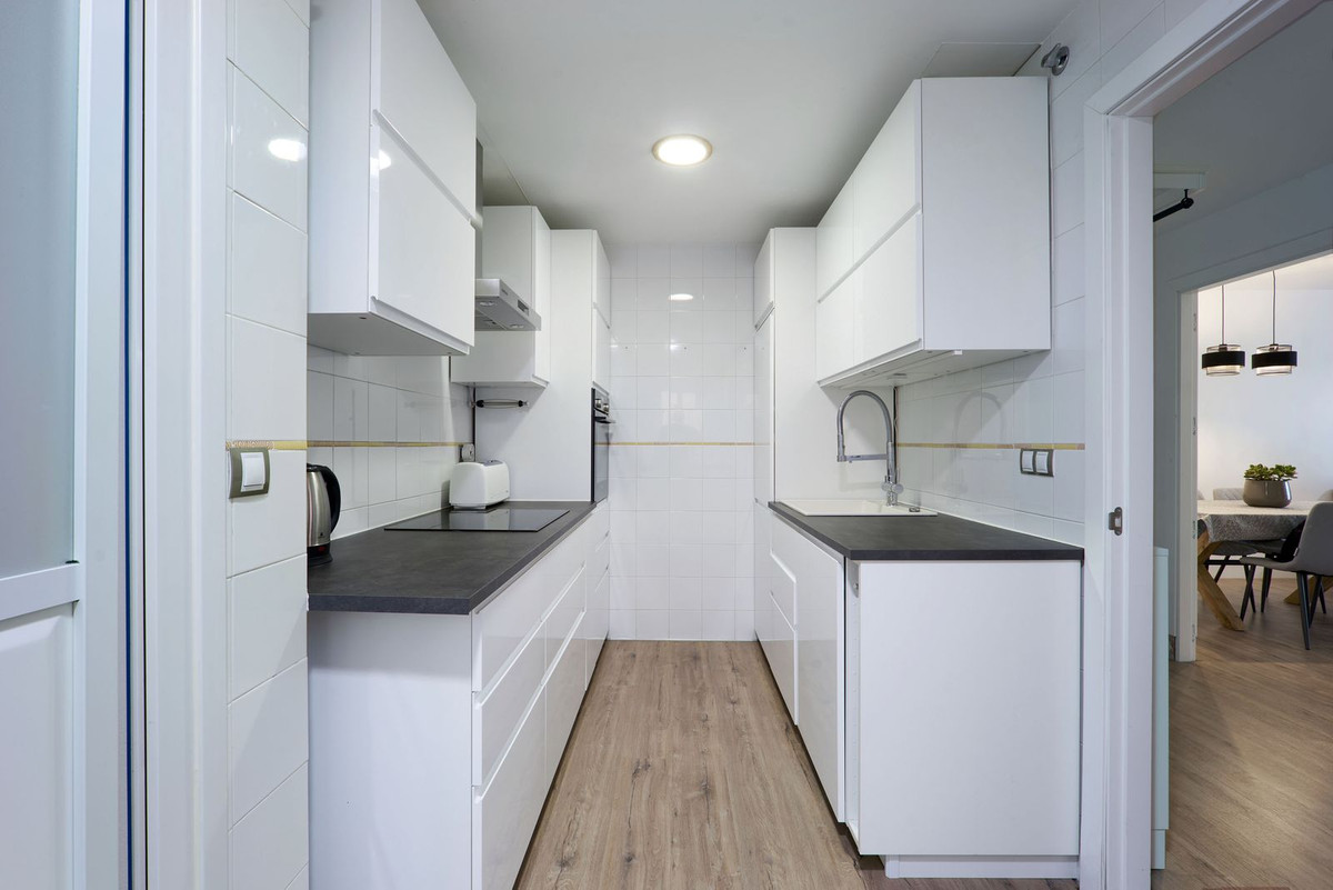 3 Bed Apartment for sale in San Luis De Sabinillas Costa Del Sol, Málaga, Spain