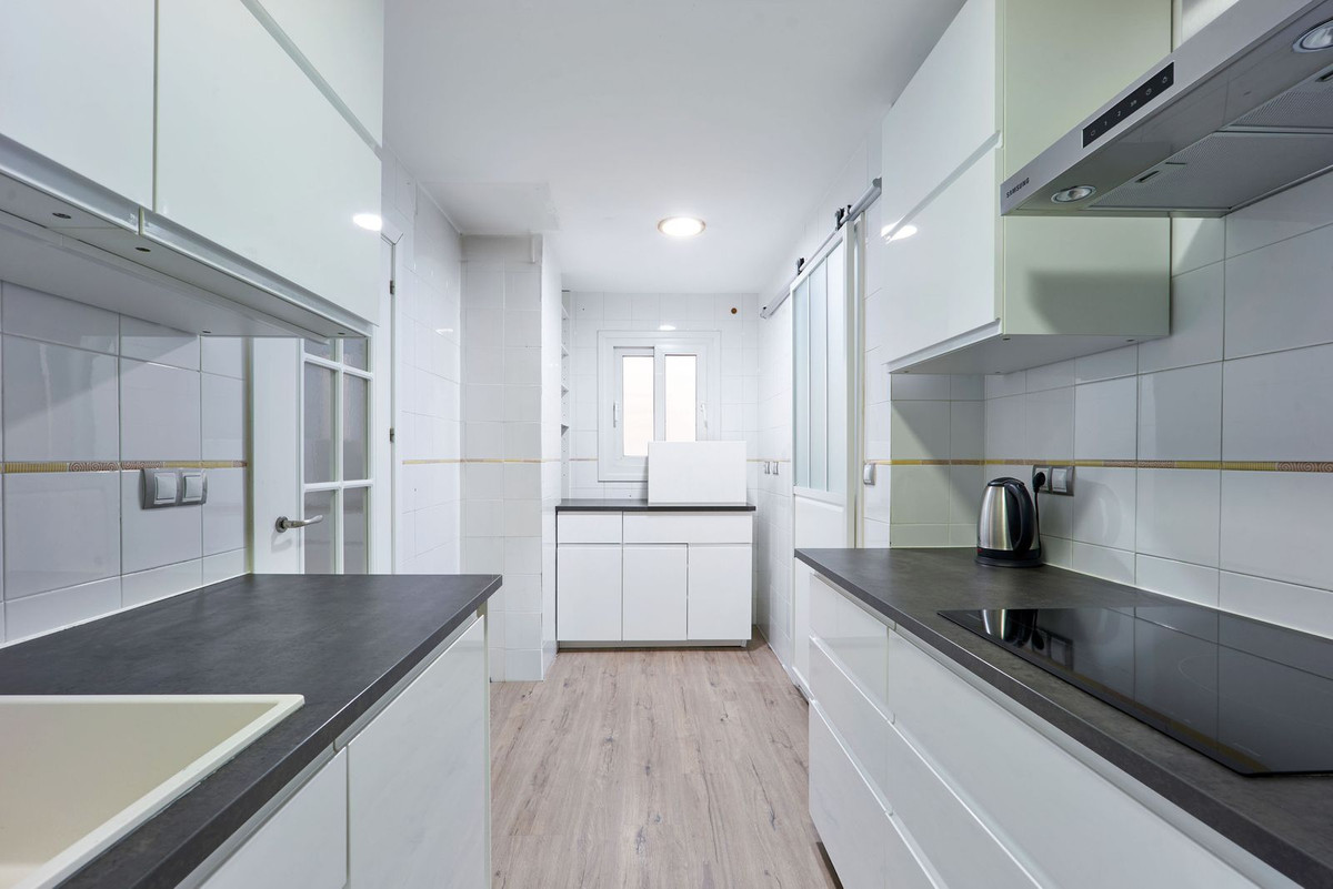 3 Bed Apartment for sale in San Luis De Sabinillas Costa Del Sol, Málaga, Spain
