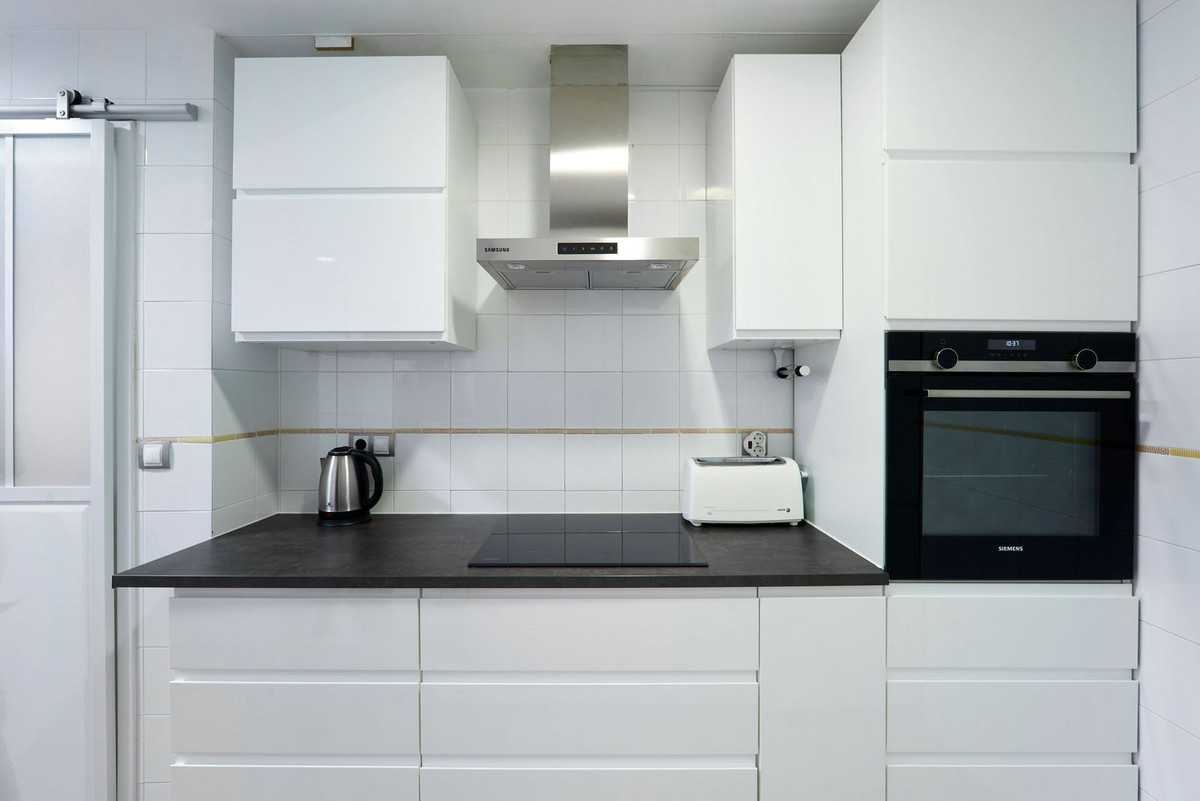 3 Bed Apartment for sale in San Luis De Sabinillas Costa Del Sol, Málaga, Spain