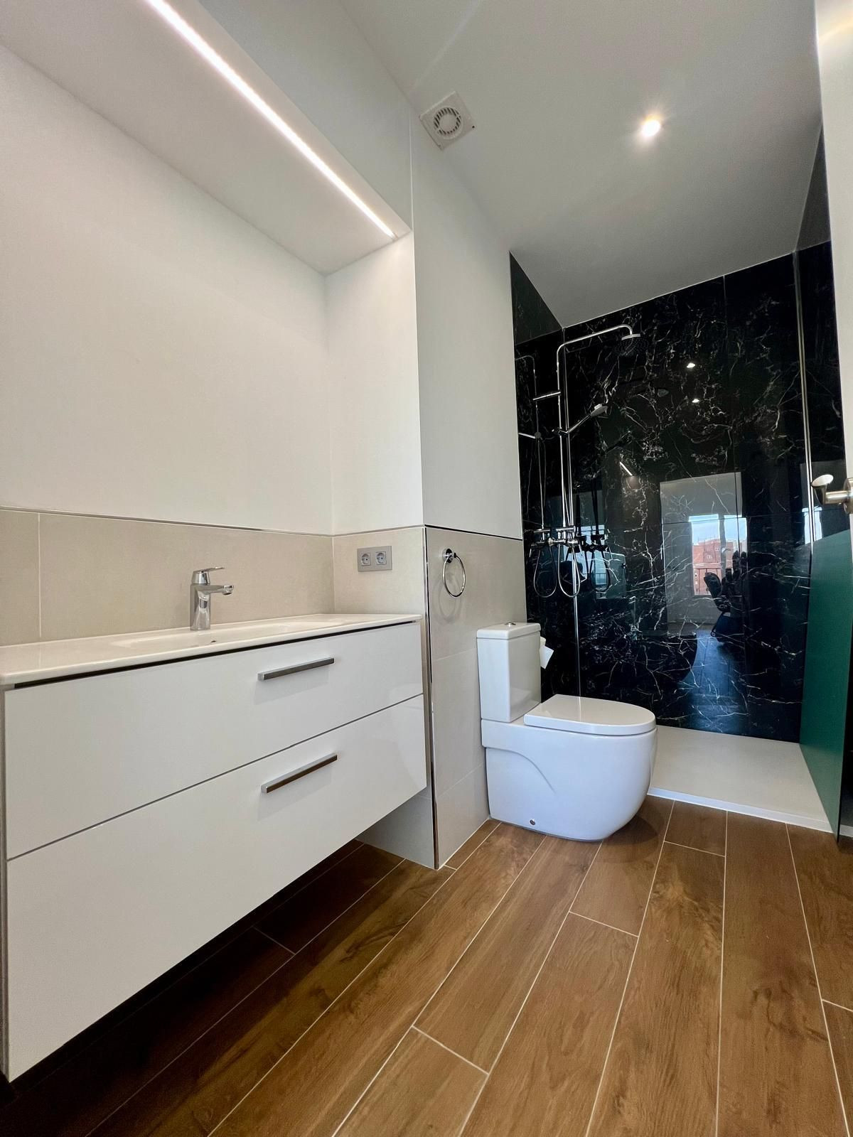 Se vende Apartamento Planta Media de 1 dormitorios en Costa Del Sol, Málaga, España