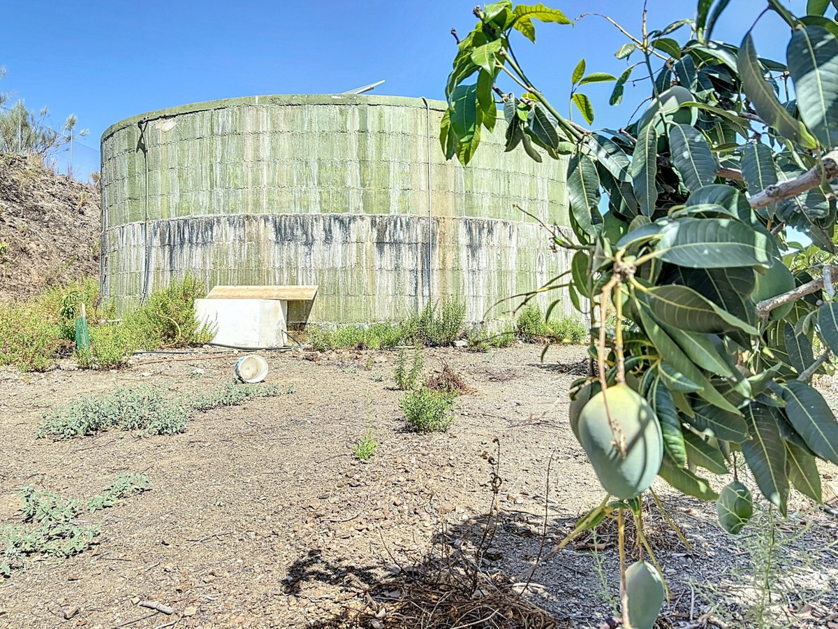 Se vende Terreno Rustico de 1 dormitorios en Costa Del Sol East, Málaga, España