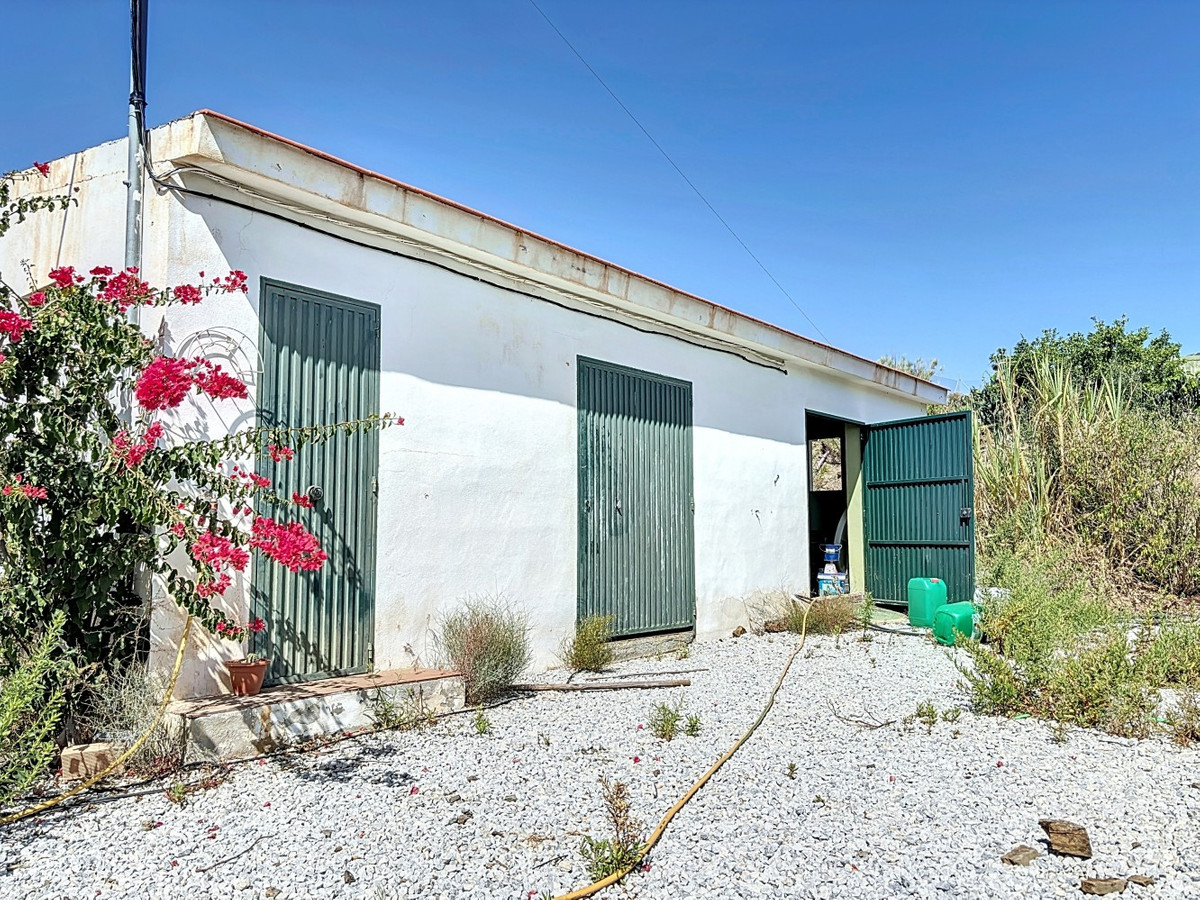 Se vende Terreno Rustico de 1 dormitorios en Costa Del Sol East, Málaga, España