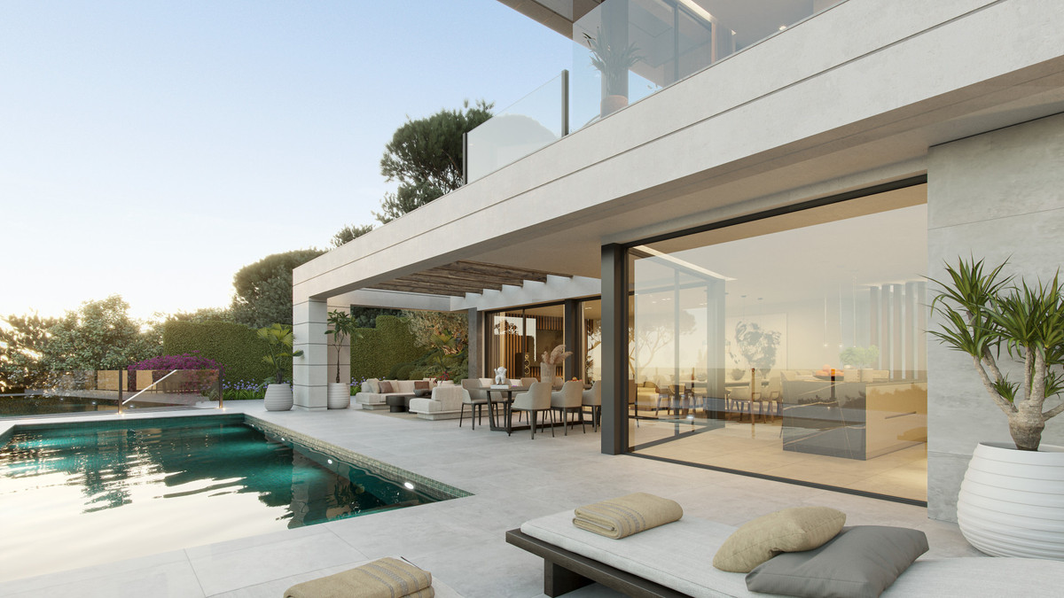 Se vende Villa - Chalet de 4 dormitorios en Málaga Ciudad, Málaga, España