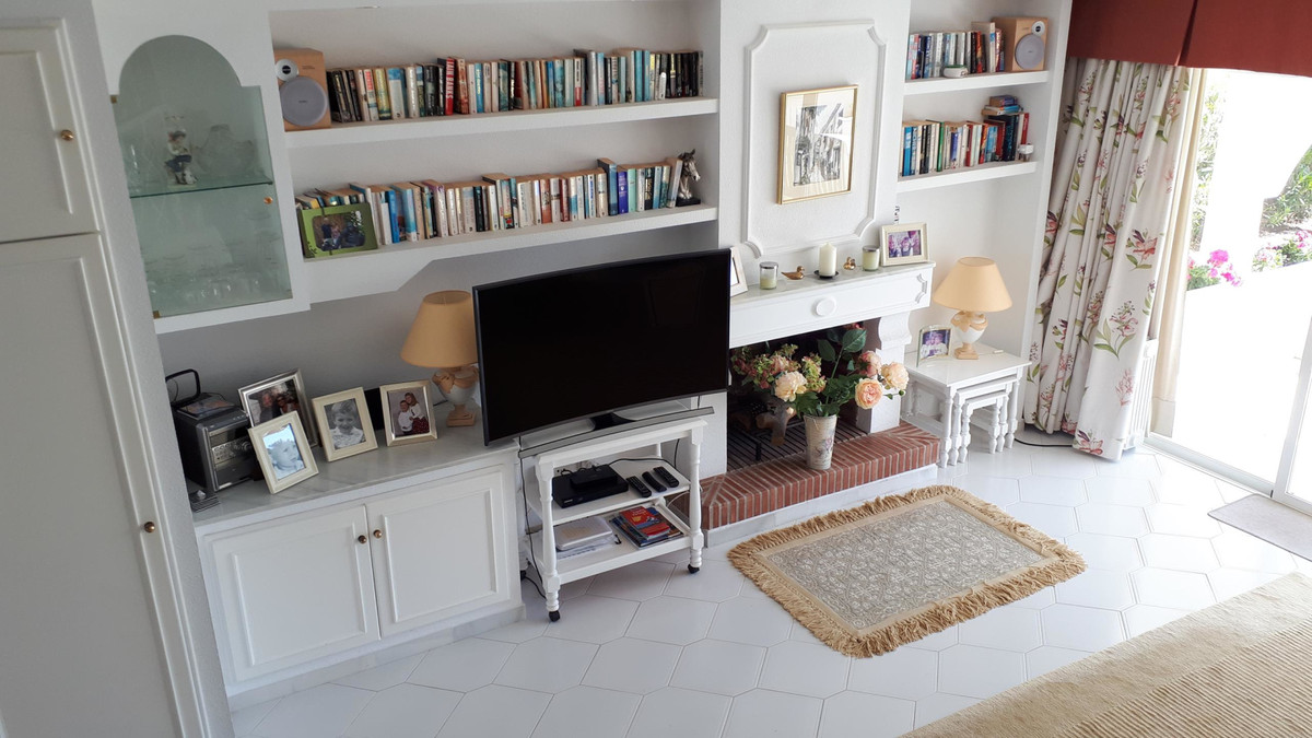 3 Bed Townhouse for sale in Miraflores Costa Del Sol, Málaga, Spain