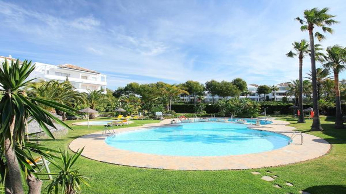 3 Bed Townhouse for sale in Miraflores Costa Del Sol, Málaga, Spain
