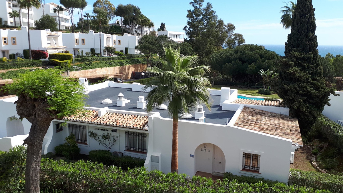 3 Bed Townhouse for sale in Miraflores Costa Del Sol, Málaga, Spain