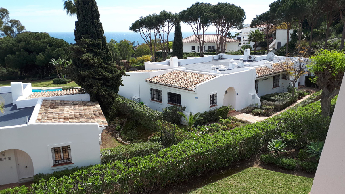 3 Bed Townhouse for sale in Miraflores Costa Del Sol, Málaga, Spain