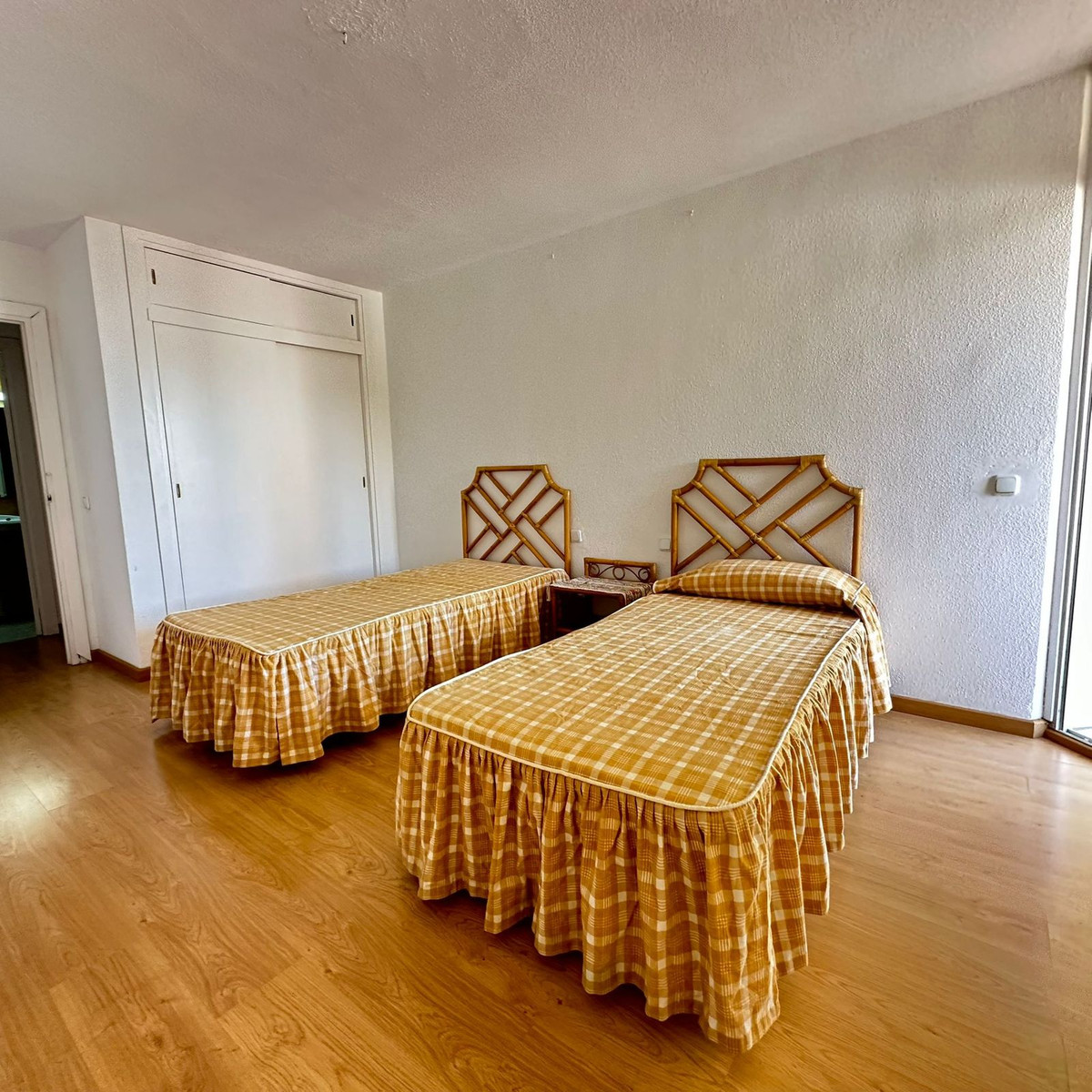 2 Bed Apartment for sale in Marbella Costa Del Sol, Málaga, Spain