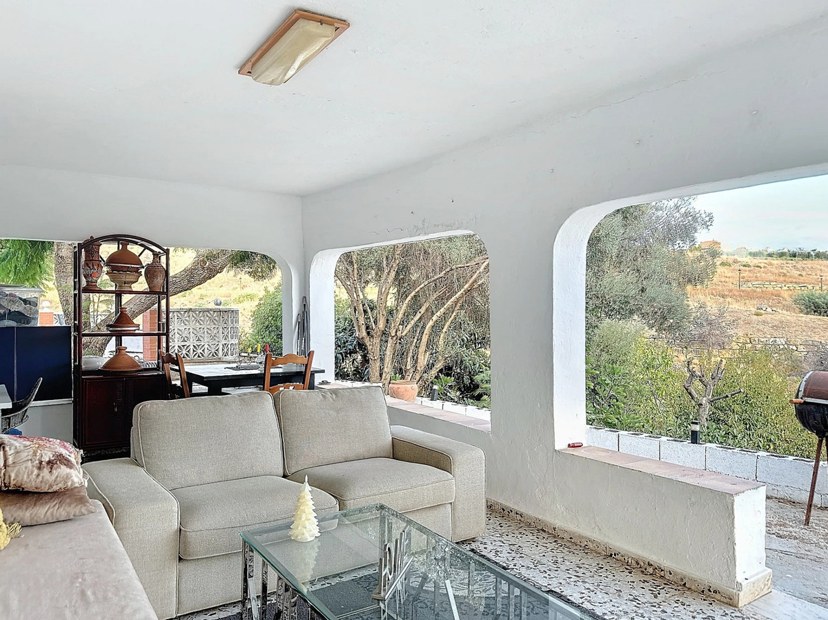 2 Bed Commercial unit for sale in Estepona Costa Del Sol, Málaga, Spain